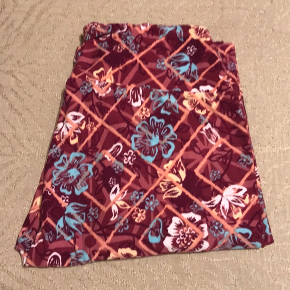 LulaRoe OS Leggings